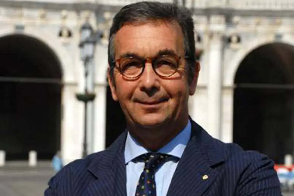 Paolo Rossi Turismo, per l'Italia &egrave; l'estate del rilancio. Mare pi&ugrave; gettonato della montagna
